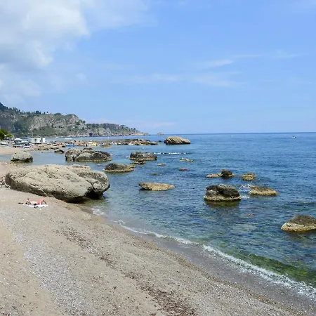 Sun Sea House Taormina Apartment *